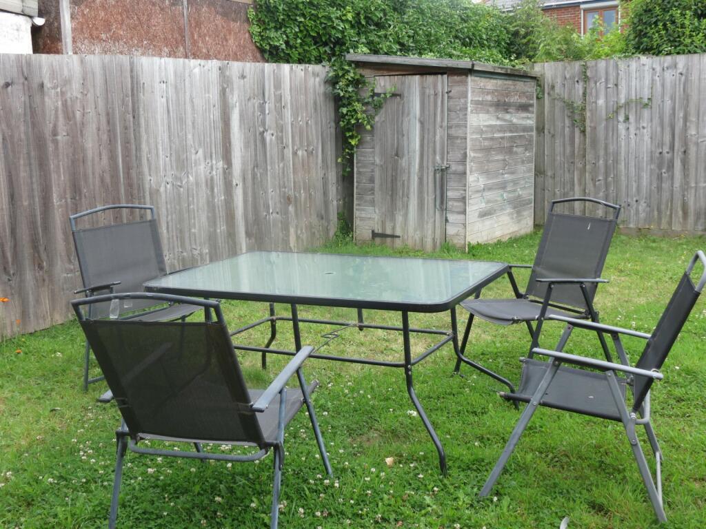Additional property image - 4 bedroom Semi Detached House in Ensbury Park