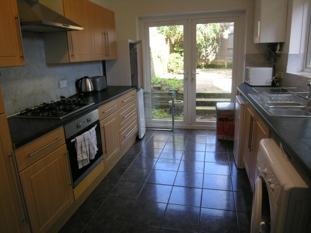 Additional property image - 4 bedroom Detached House in Charminster