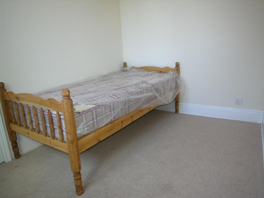 Additional property image - 4 bedroom Detached House in Charminster