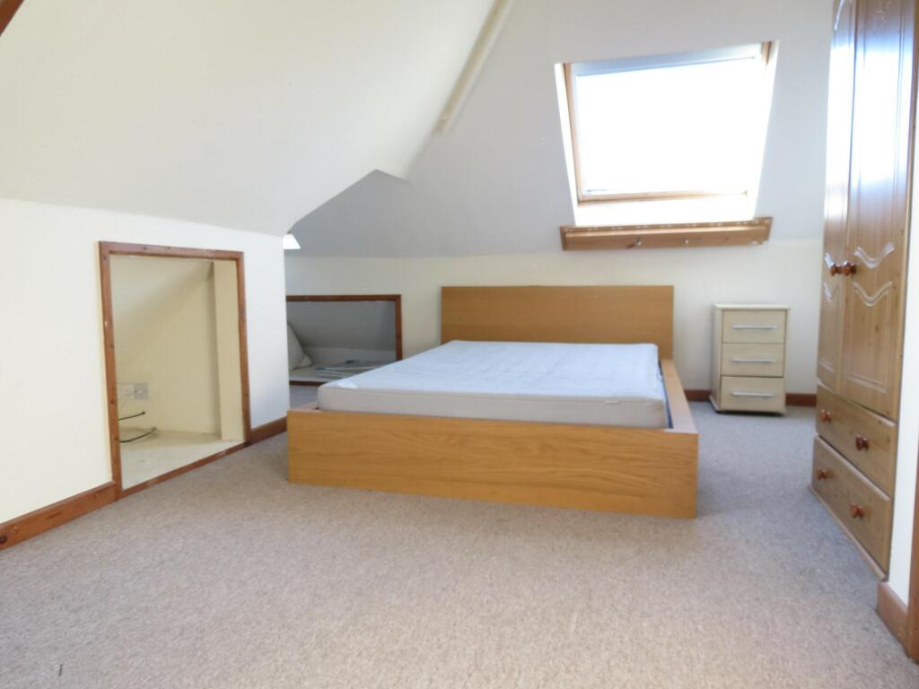 Additional property image - 4 bedroom Maisonette in Charminster