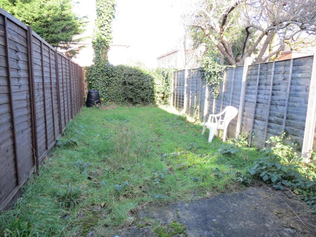 Additional property image - 4 bedroom Maisonette in Charminster