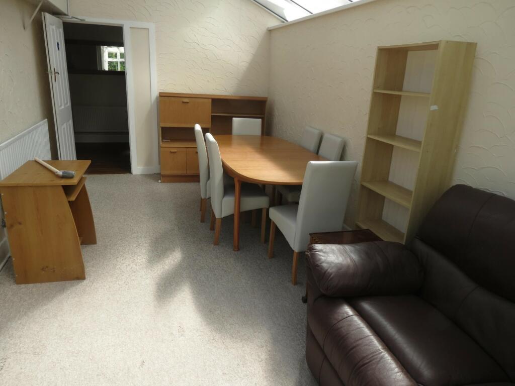 Additional property image - 5 bedroom Detached House in Wallisdown