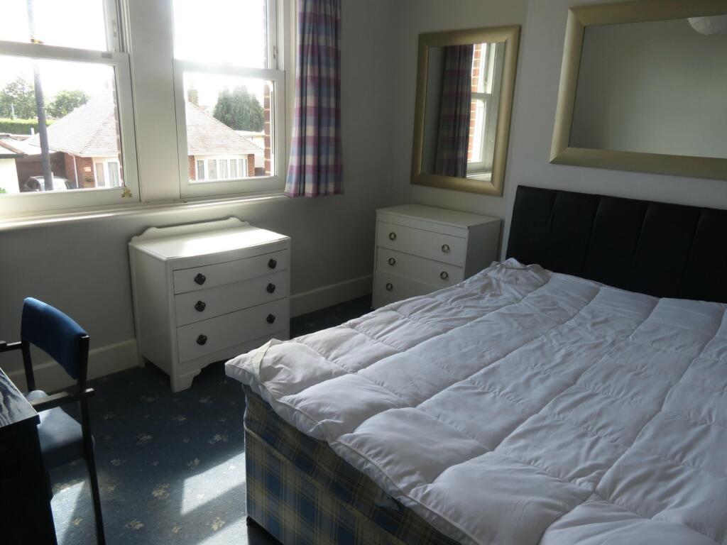 Additional property image - 5 bedroom Detached House in Wallisdown