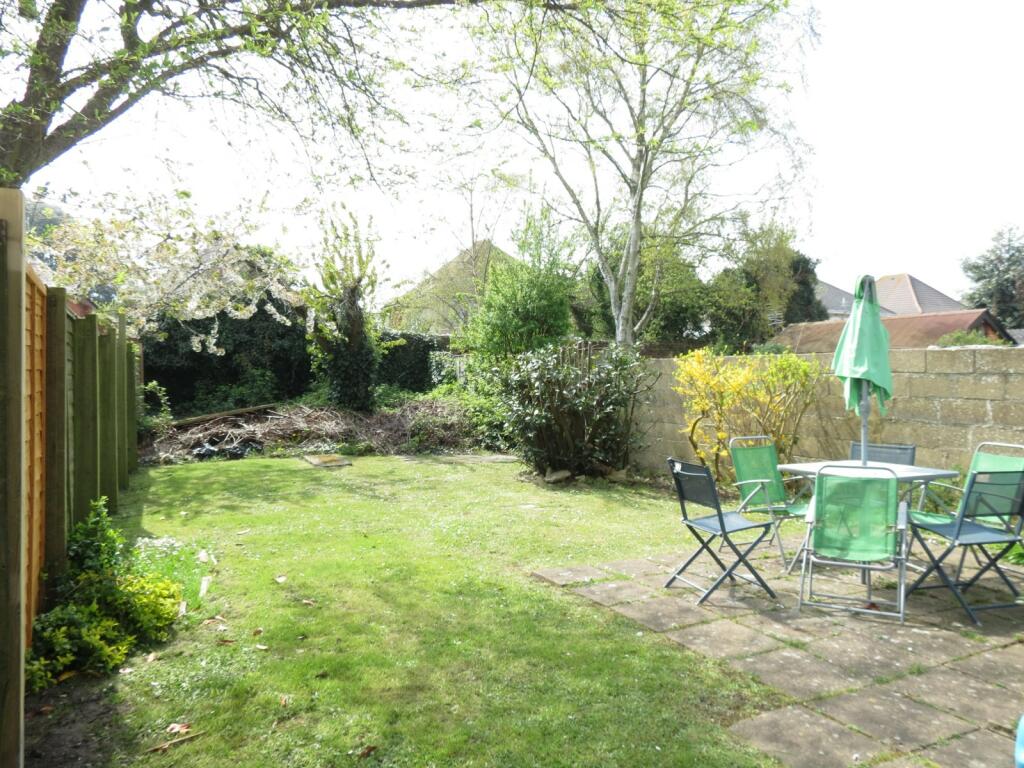 Additional property image - 4 bedroom Semi Detached House in Charminster