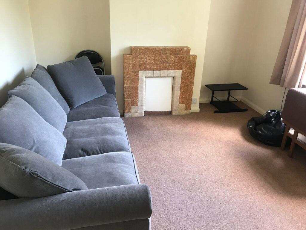 Additional property image - 4 bedroom Detached House in Wallisdown