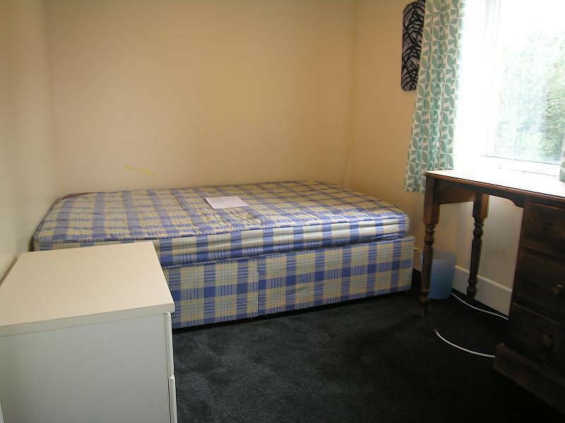 Additional property image - 4 bedroom Detached House in Winton