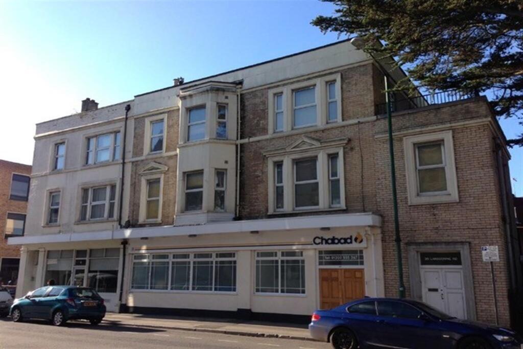 Main image of property: 2 bedroom Flat in Bournemouth