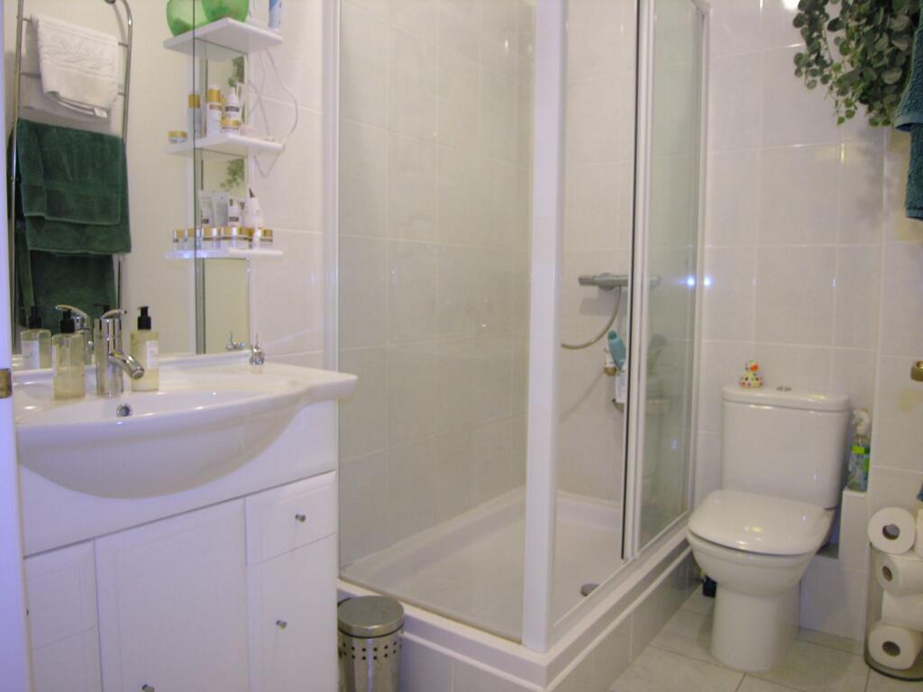 Additional image 6 of 2 bedroom Second Floor Flat in Bournemouth