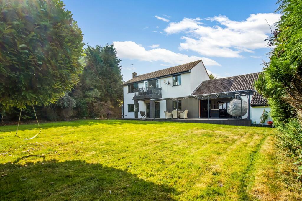 4 bedroom detached house for sale in Newport, Berkeley, Gloucestershire