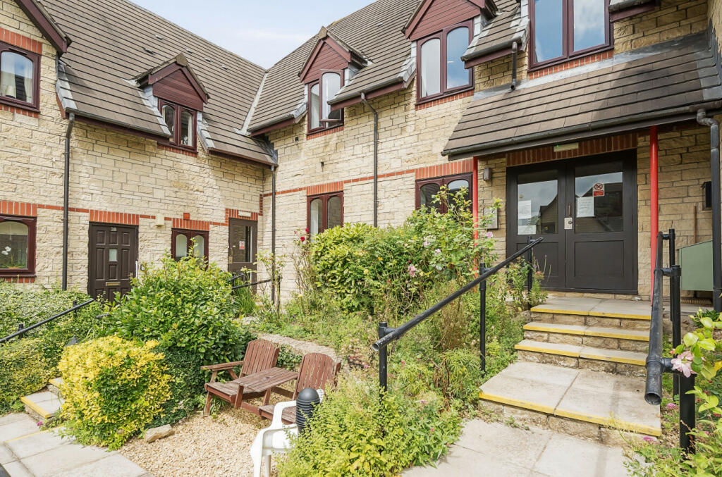 Main image of property: Wesley Court, Gloucestershire, GL5