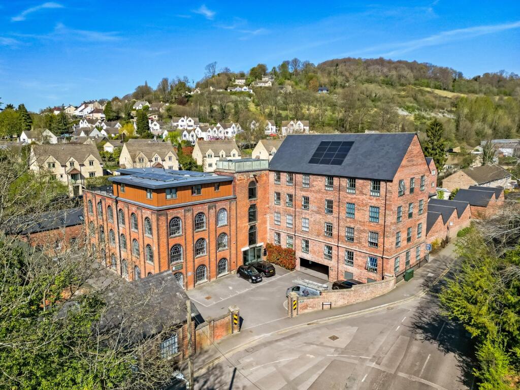 Main image of property: Toadsmoor Road, Brimscombe, Stroud, Gloucestershire, GL5