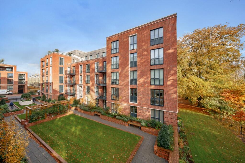Main image of property: Fellowes Rise Winchester SO22