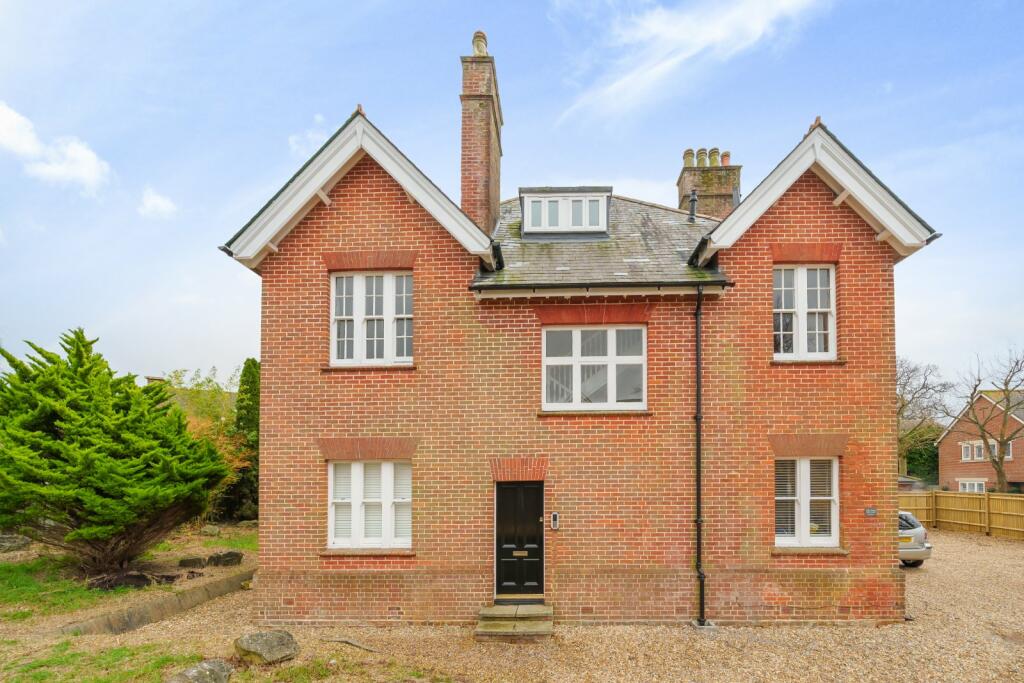 Main image of property: Park Approach, Knowle, Fareham, Hampshire, PO17