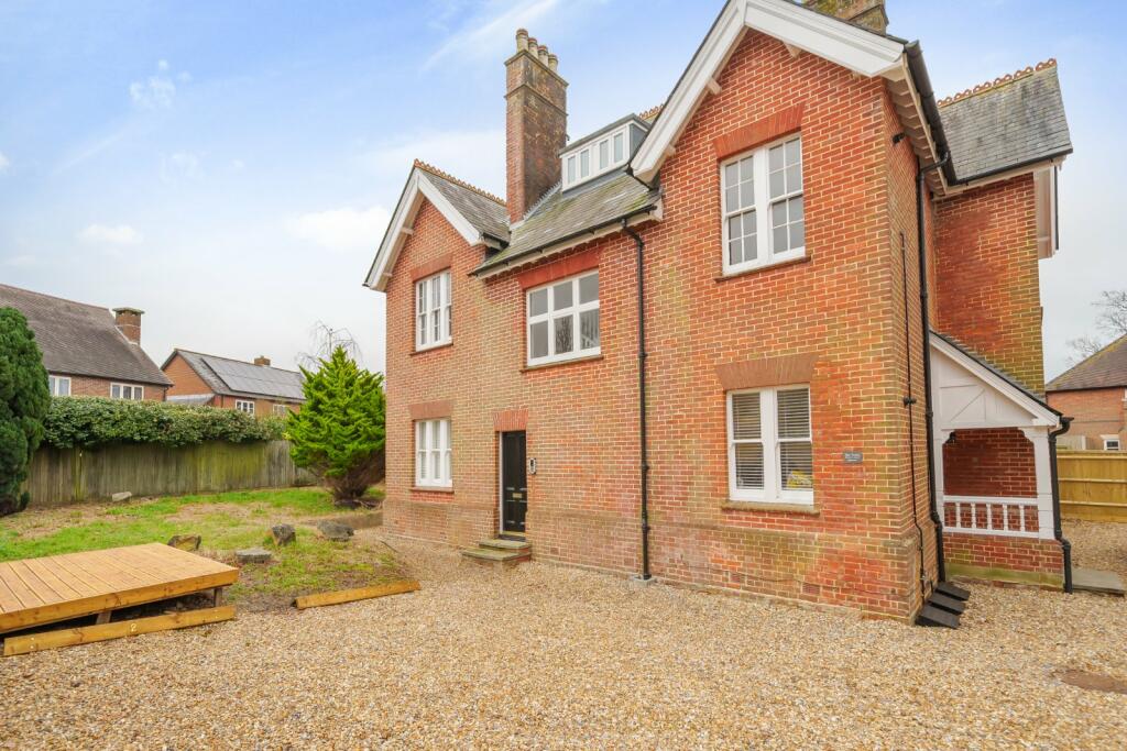 Main image of property: Park Approach, Knowle, Fareham, Hampshire, PO17