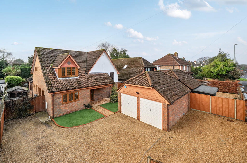 Main image of property: The Avenue, Fareham, Hampshire, PO14