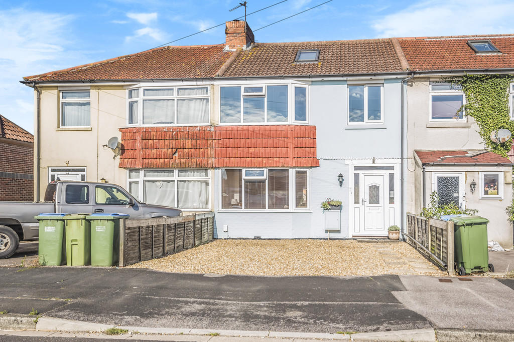 4 bedroom terraced house for sale in St. Michaels Grove, Fareham, PO14