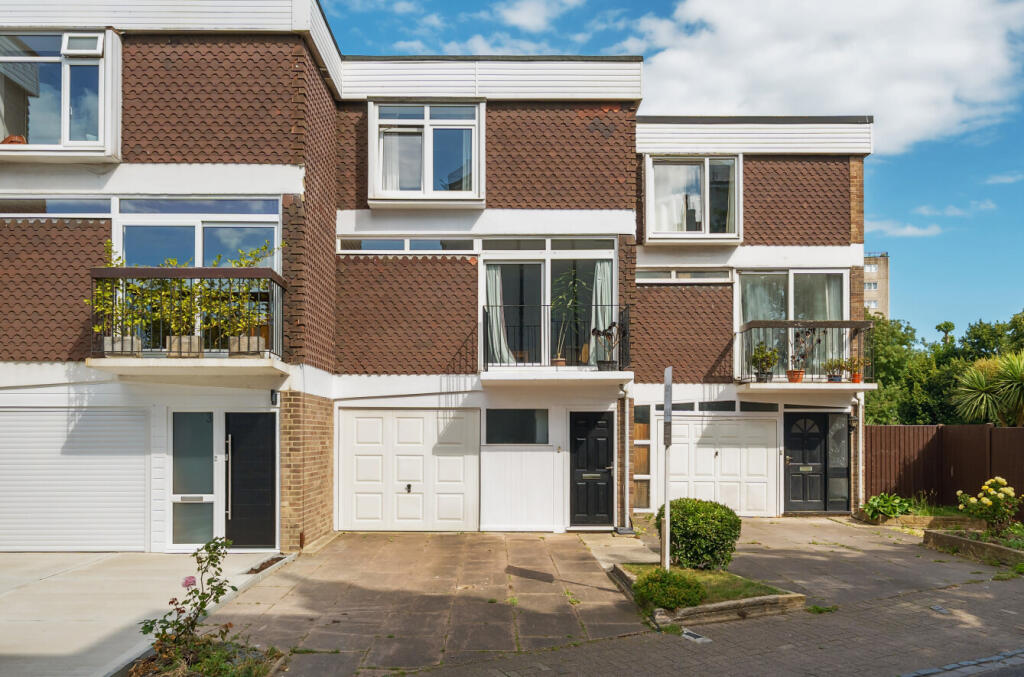 Main image of property: Clarendon Road, Southsea, Hampshire, PO5