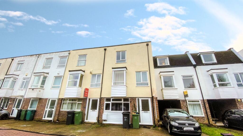 Main image of property: Belmont Street, Southsea, Hampshire, PO5