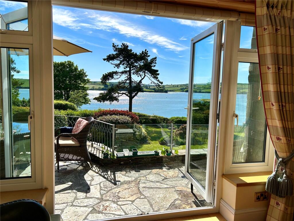 Main image of property: Curlew Drive, West Charleton, Kingsbridge, Devon, TQ7