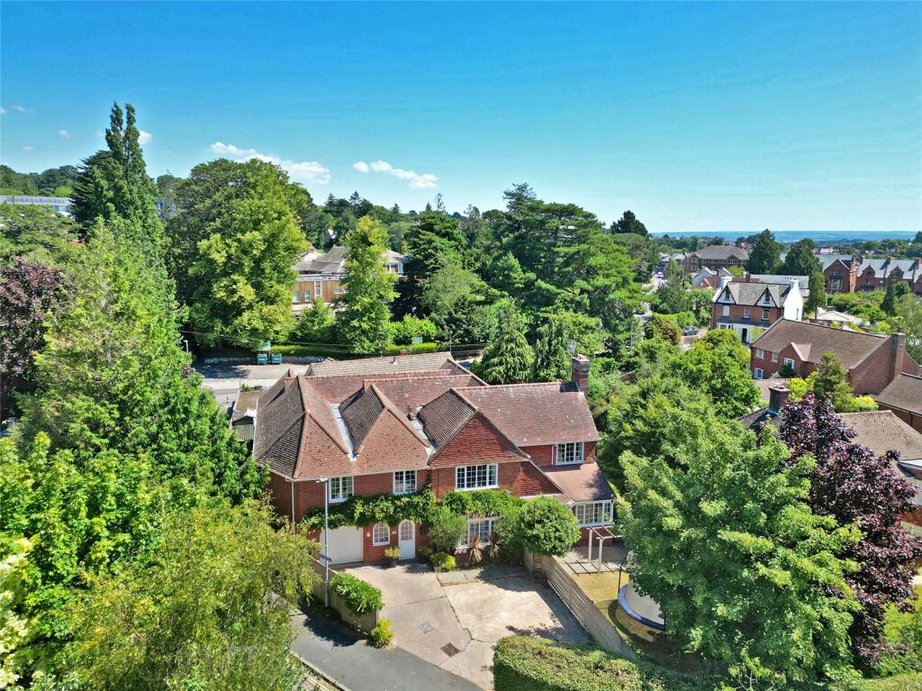 Main image of property: West Avenue, Exeter, Devon, EX4