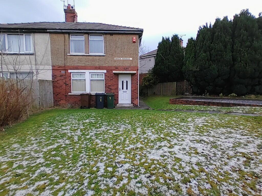 2 bedroom semidetached house for sale in Wren Avenue, BD7