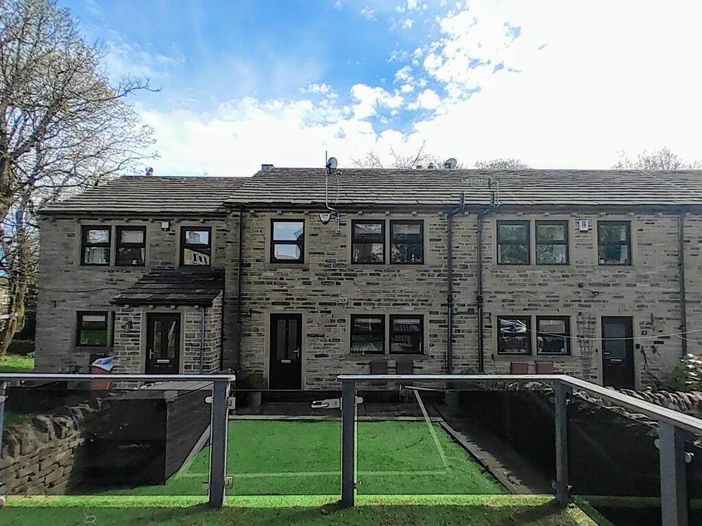 3 bedroom town house for sale in Wellfield Gardens, Queensbury, BD13