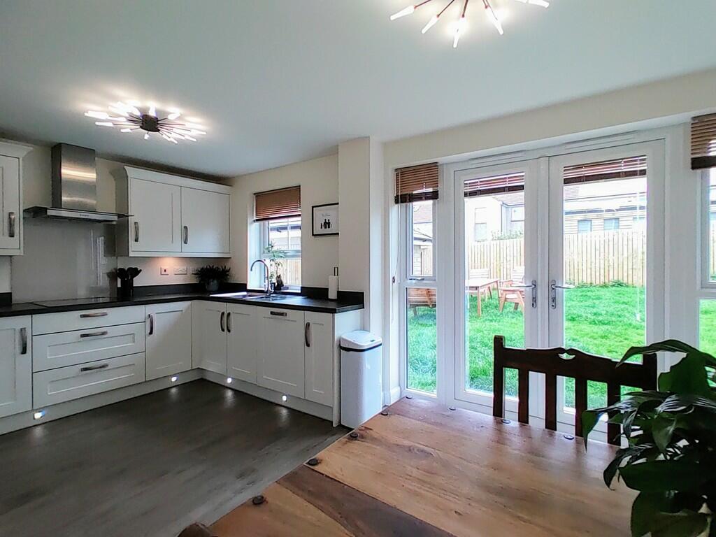 Additional property image - Falls Approach, Clayton
