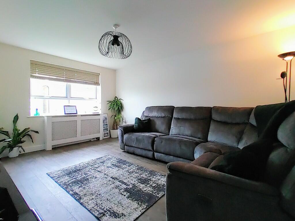 Additional property image - Falls Approach, Clayton