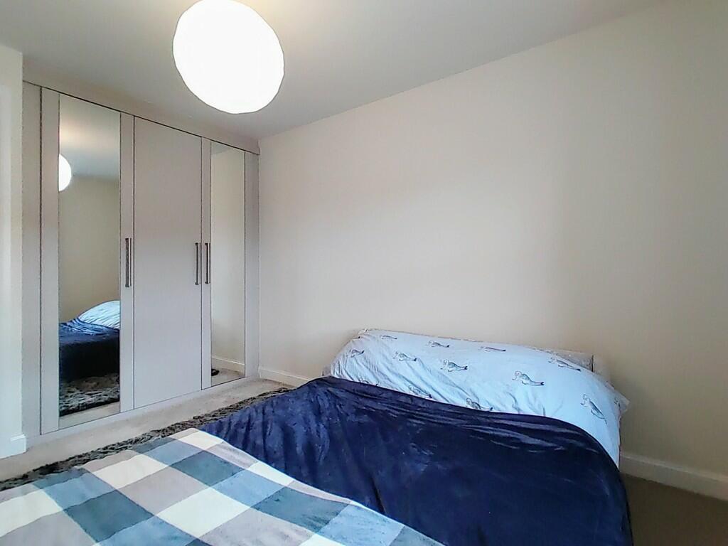 Additional property image - Falls Approach, Clayton