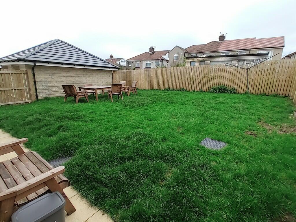 Additional property image - Falls Approach, Clayton