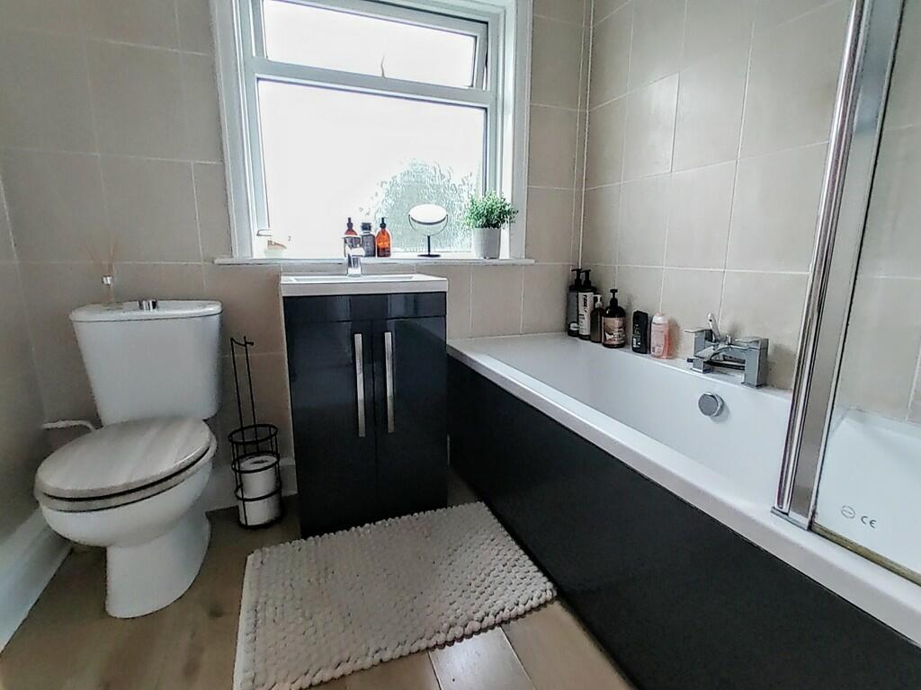 Additional property image - Westminster Avenue, Clayton, Bradford