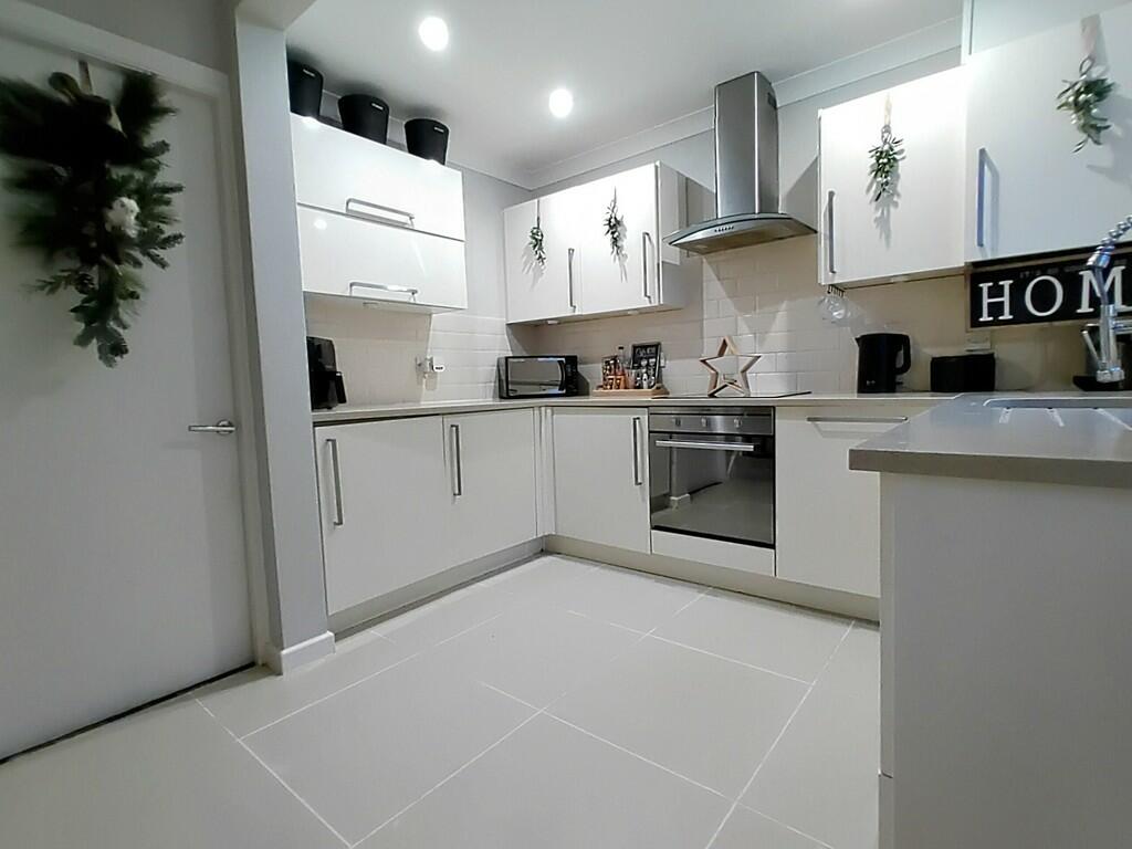 Additional property image - Fewston Avenue, Bradford