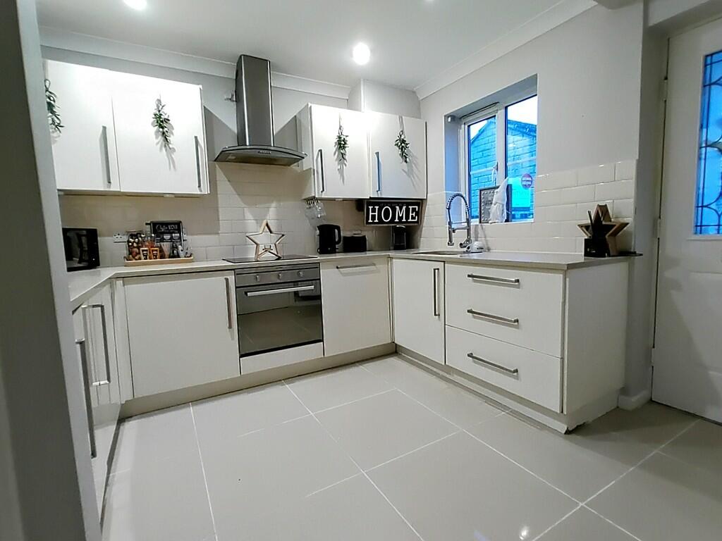 Additional property image - Fewston Avenue, Bradford