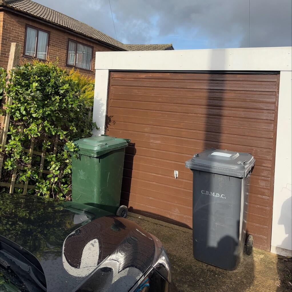 Additional property image - Woodvale Way, Bradford