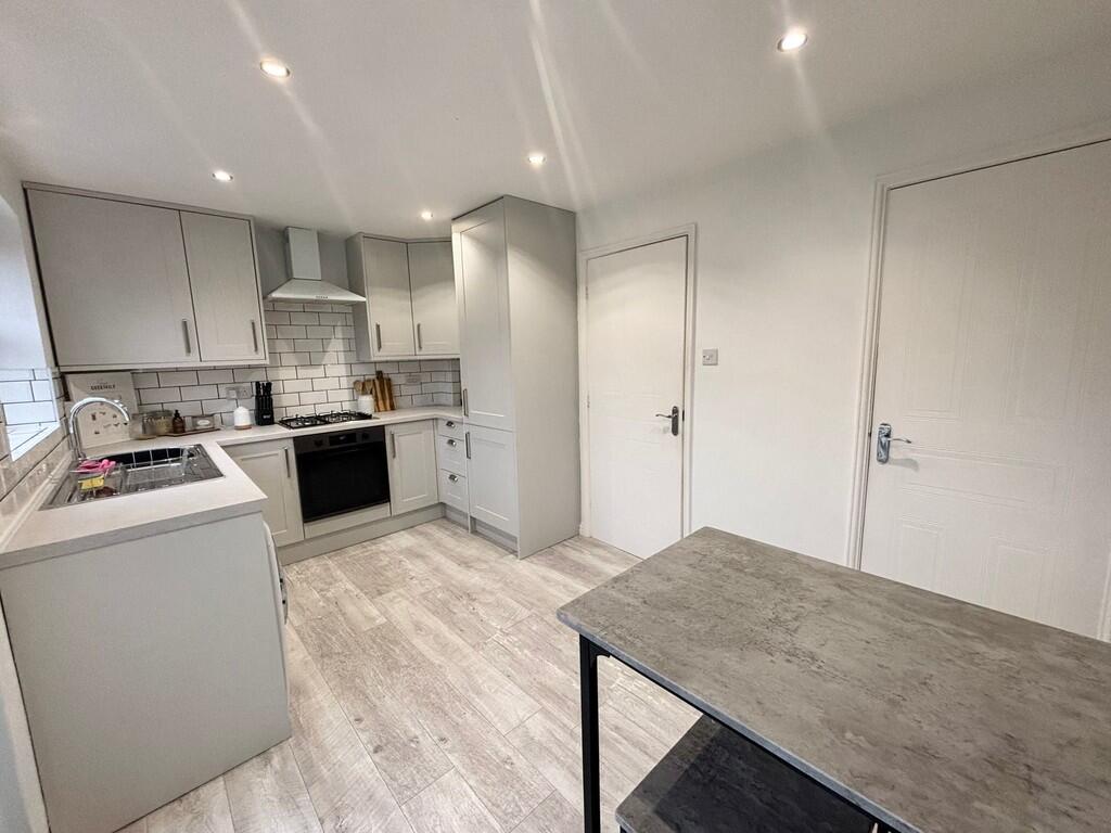 Additional property image - Station Road, Clayton, Bradford