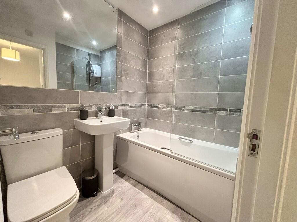 Additional property image - Station Road, Clayton, Bradford
