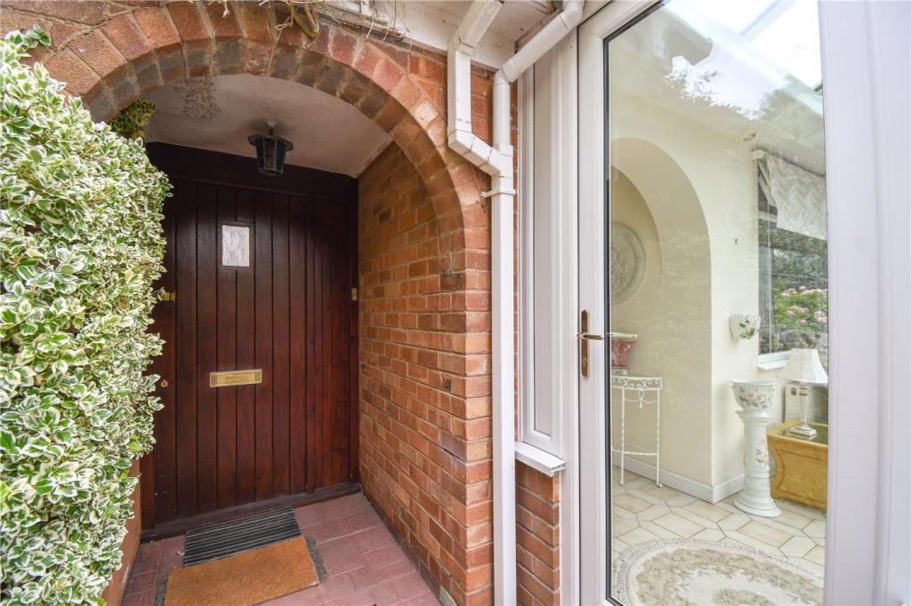 2 bedroom bungalow for sale in Thurstaston Road, Heswall, Wirral, CH60