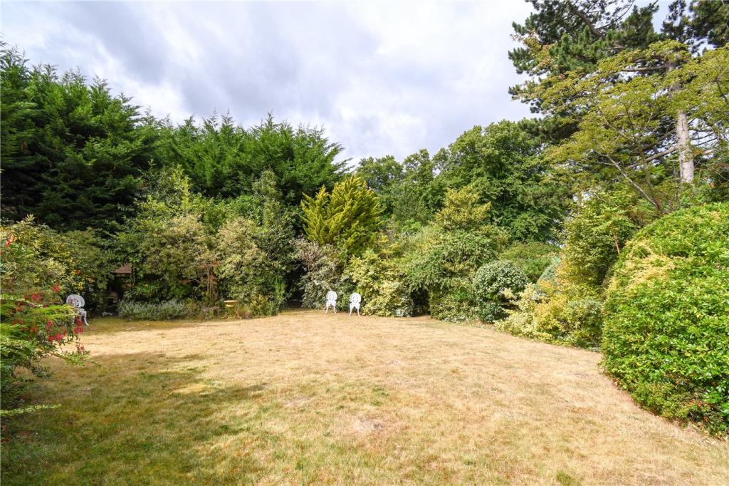 2 bedroom bungalow for sale in Thurstaston Road, Heswall, Wirral, CH60