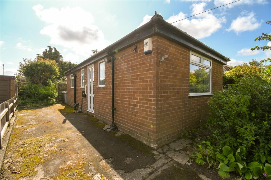 2 bedroom bungalow for sale in Haddon Drive, Pensby, Wirral, CH61