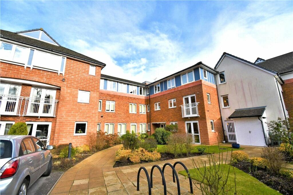 1 bedroom retirement property for sale in Telegraph Road, Heswall