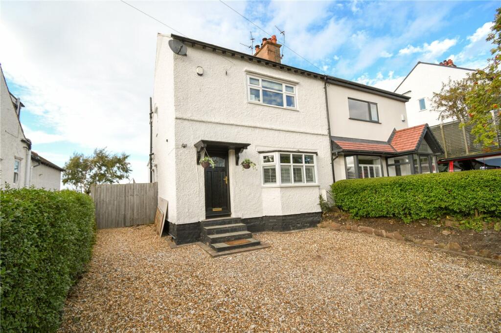 3 bedroom semidetached house for sale in Oldfield Cottages, Heswall
