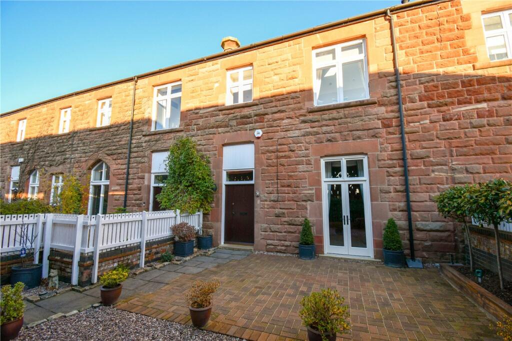 4 bedroom terraced house for sale in Dawpool Farm, Station Road