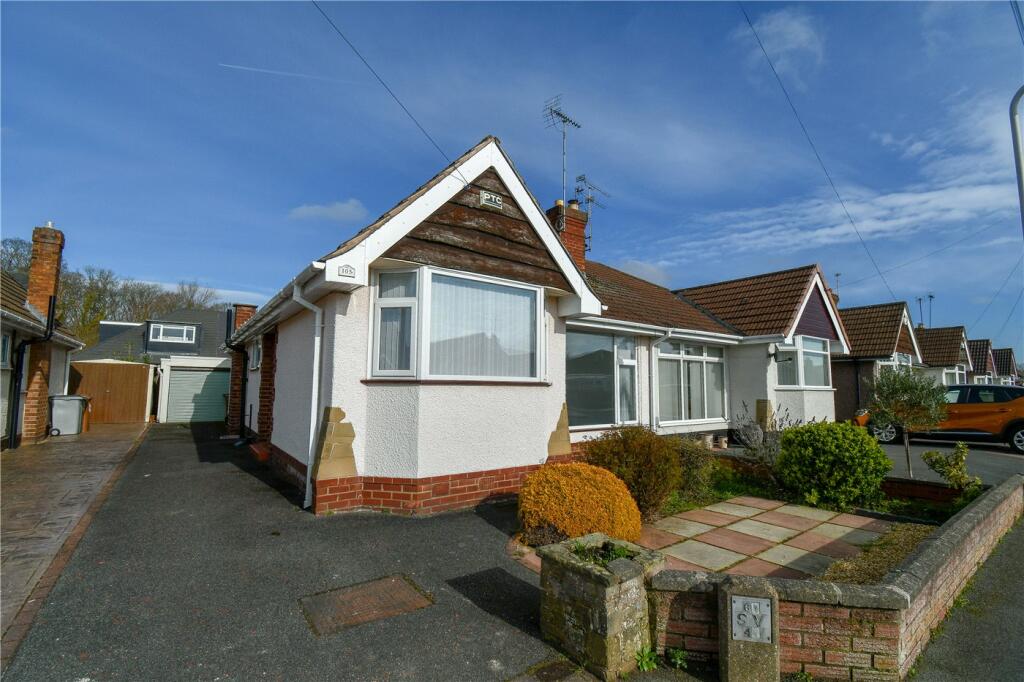 2 bedroom bungalow for sale in Heywood Boulevard, Thingwall, Wirral, CH61
