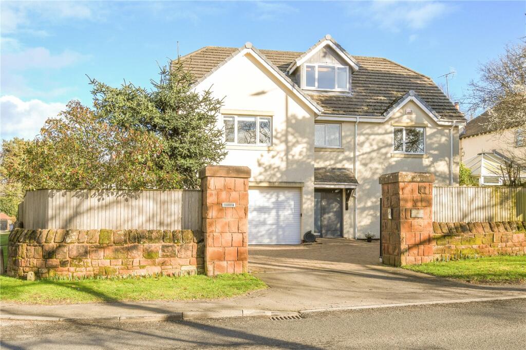 5 bedroom detached house for sale in Telegraph Road, Heswall, Wirral, CH60