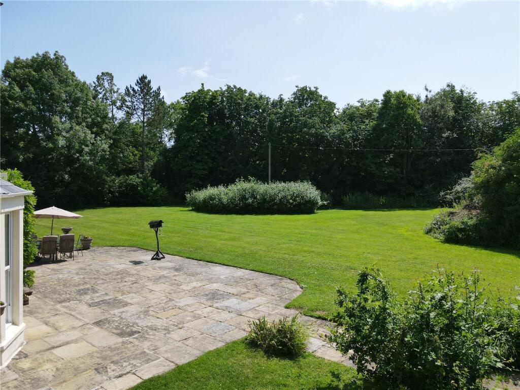 Additional property image - Chester High Road, Neston, Cheshire