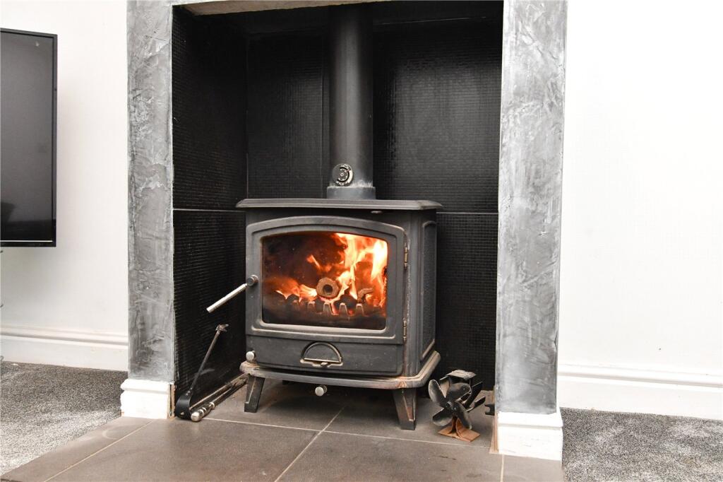 Additional property image - Liverpool Road, Neston, Cheshire