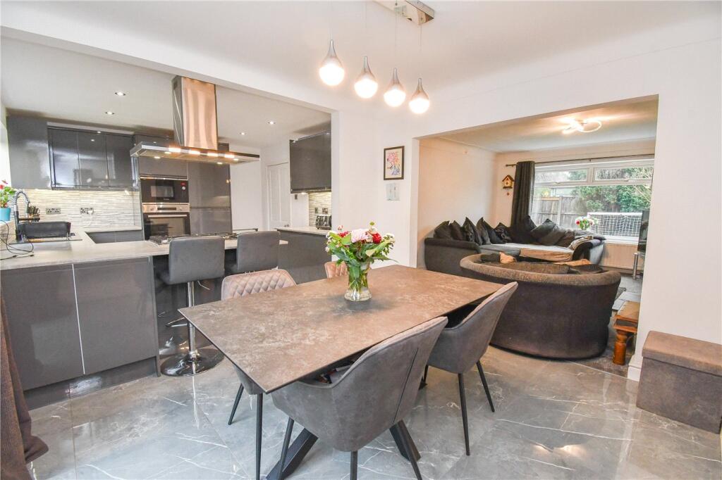Additional property image - Liverpool Road, Neston, Cheshire
