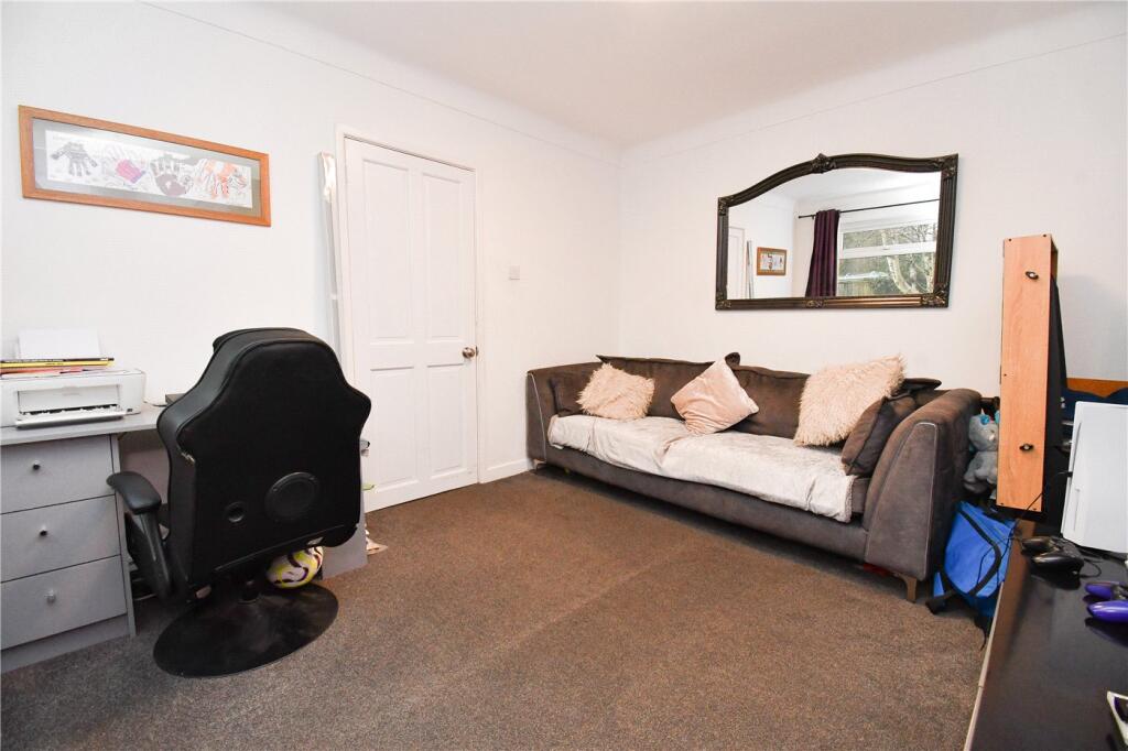 Additional property image - Liverpool Road, Neston, Cheshire