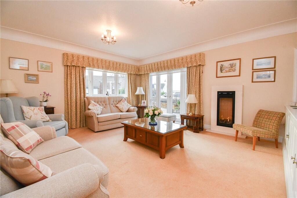 Additional property image - Raby Close, Heswall, Wirral