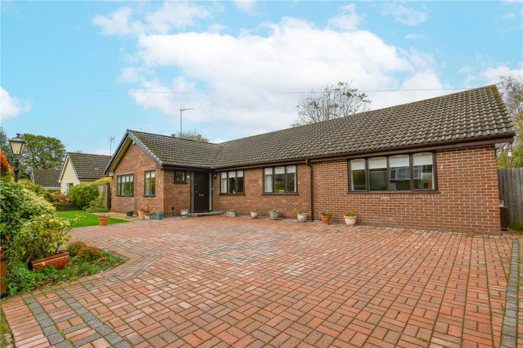 Main image of property: Pine Way, Heswall, Wirral